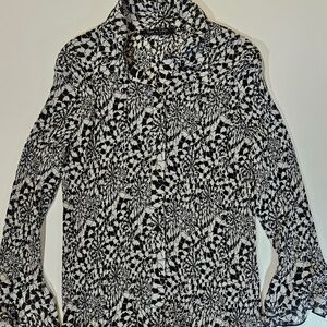 Violet & Claire Shirt Womens XL Floral Pleated Long Sleeve Blouse Top